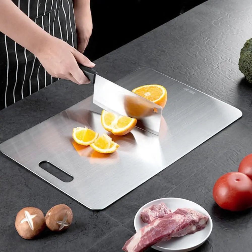Tagliere in acciaio inossidabile AISI 316 da cucina, utilizzabile su entrambi i lati, ideale per impastare, tagliere verdura, frutta, carne e pesce.